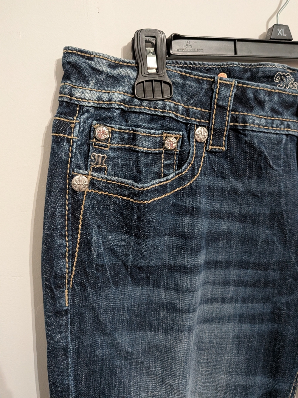 Miss Me Dark Wash Cropped Jeans with Embroidered Ankles - Picture 2 of 11